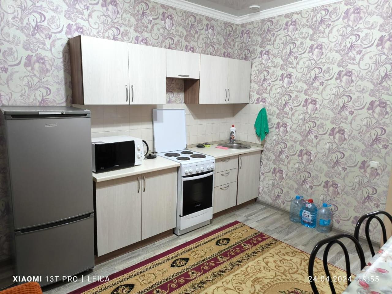 Уютная Квартира Комфорт Класса76 Astana Zewnętrze zdjęcie